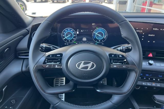 New 2025 Hyundai Elantra SEL image 23