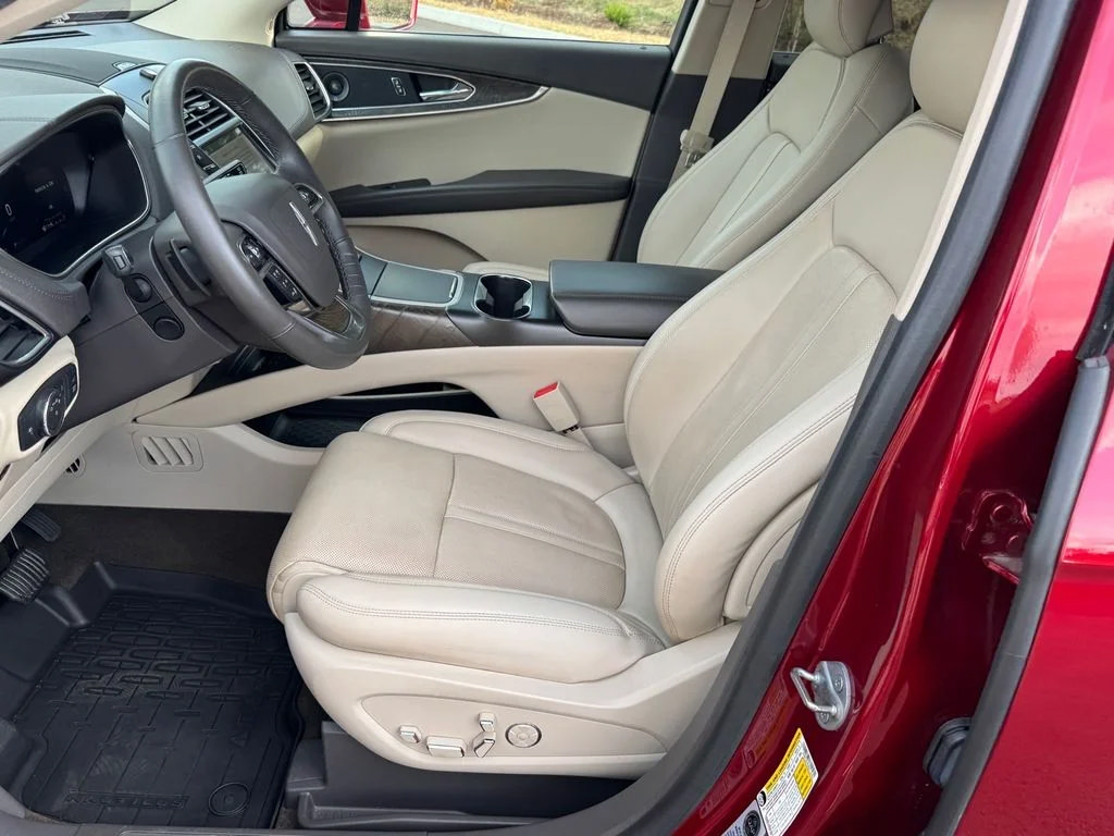 Used 2019 Lincoln Nautilus Reserve AWD/4WD image 5