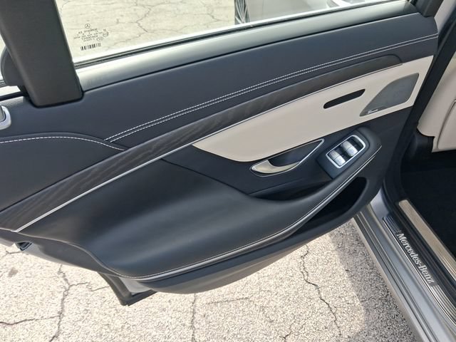 Used 2018 Mercedes-Benz S 560 Sedan image 9