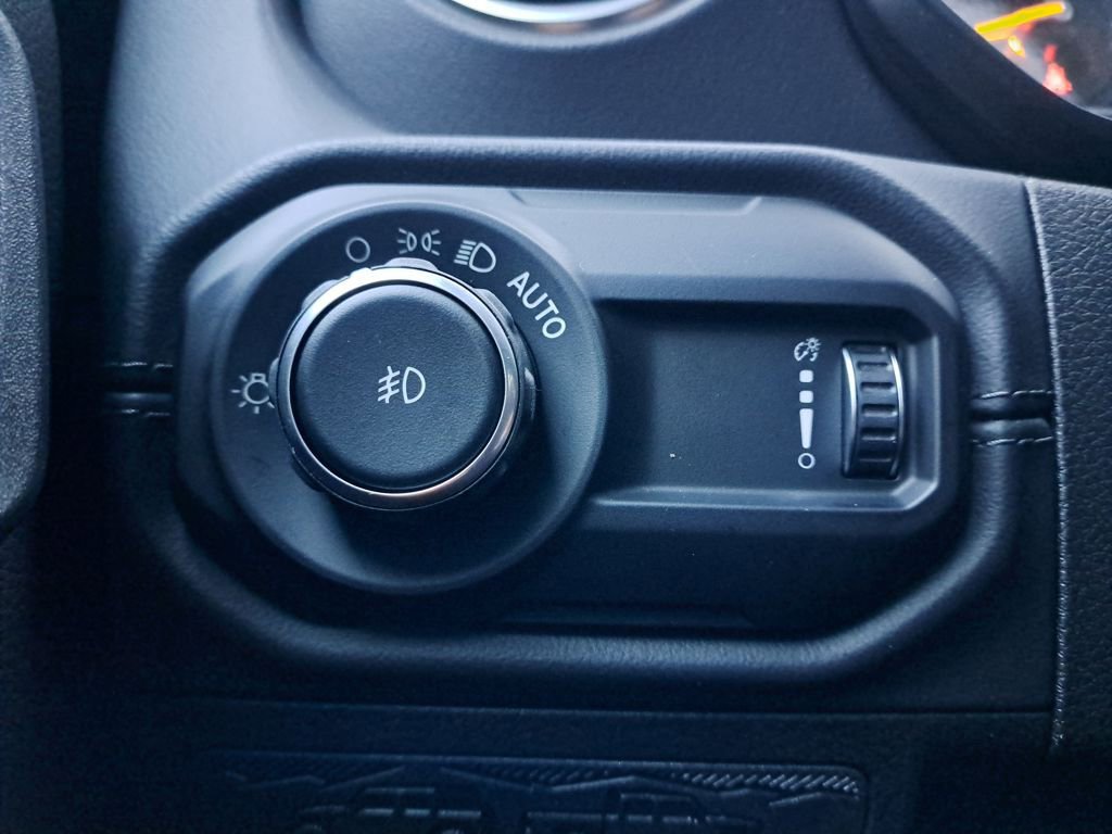 New 2026 Jeep Wrangler Unlimited Sahara AWD/4WD image 25