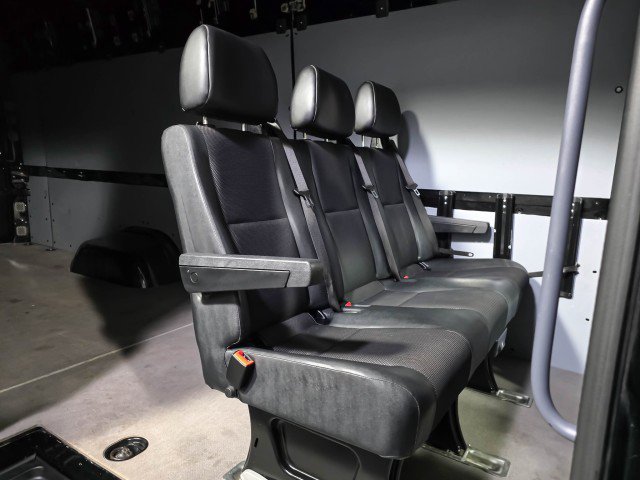 Used 2017 Mercedes-Benz Sprinter 3500 image 13