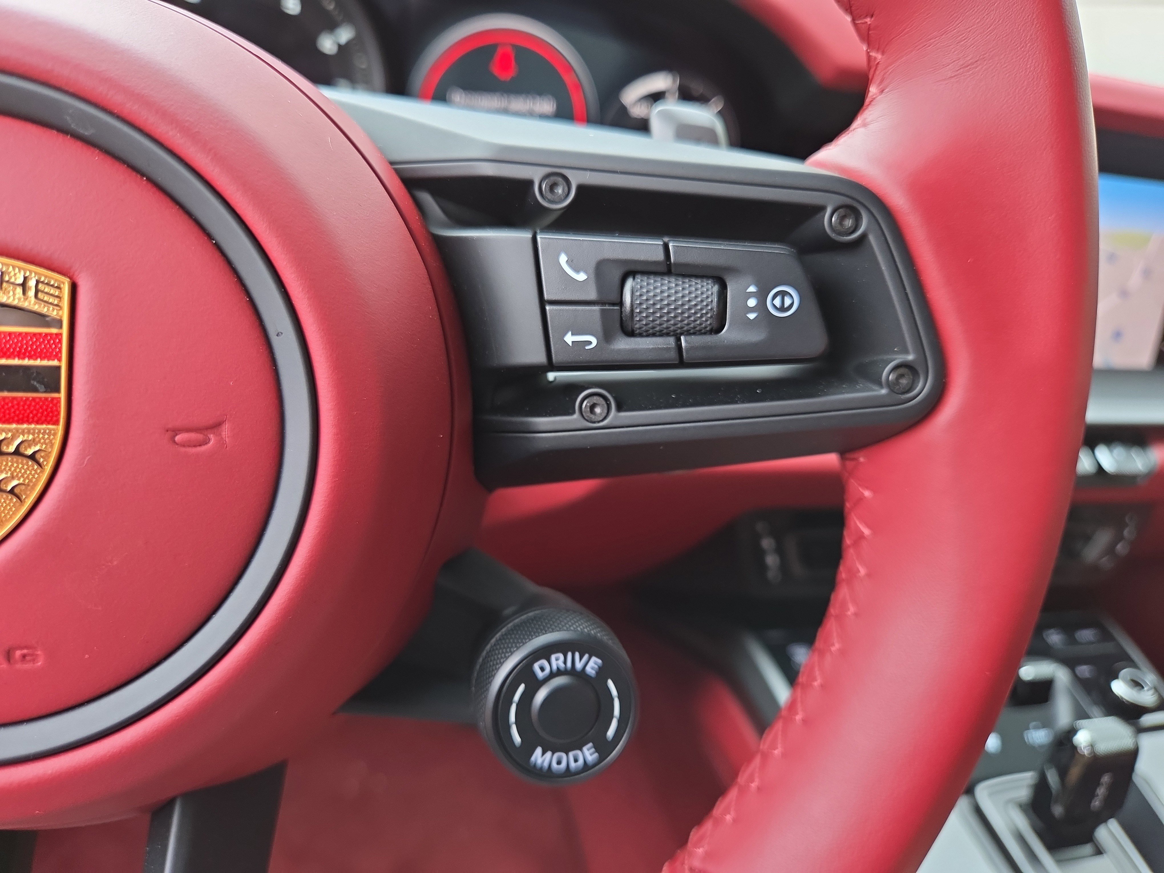 Certified 2024 Porsche 911 Carrera 4S image 20