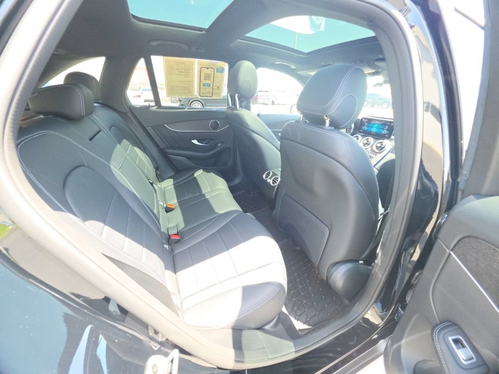 Used 2022 Mercedes-Benz GLC 300 4MATIC image 31