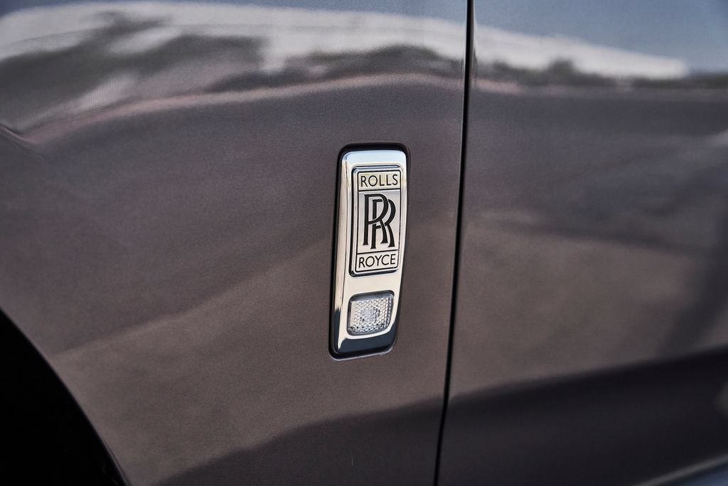 Used 2020 Rolls-Royce Cullinan AWD/4WD image 10