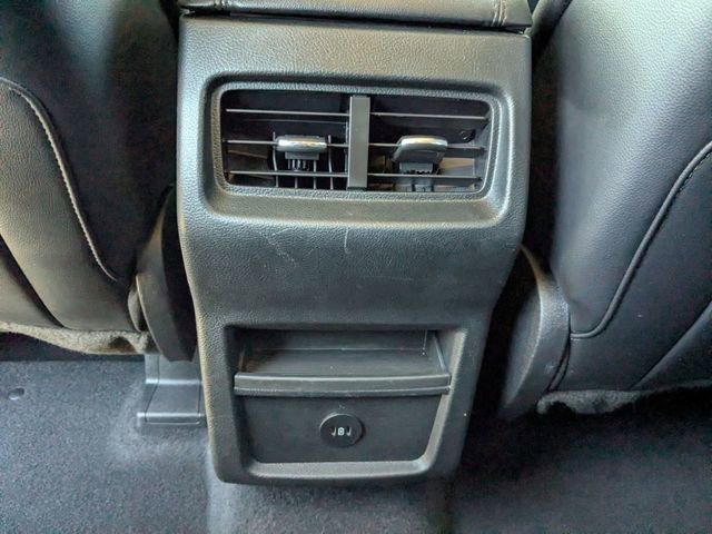 Used 2023 Ford Edge SEL image 16