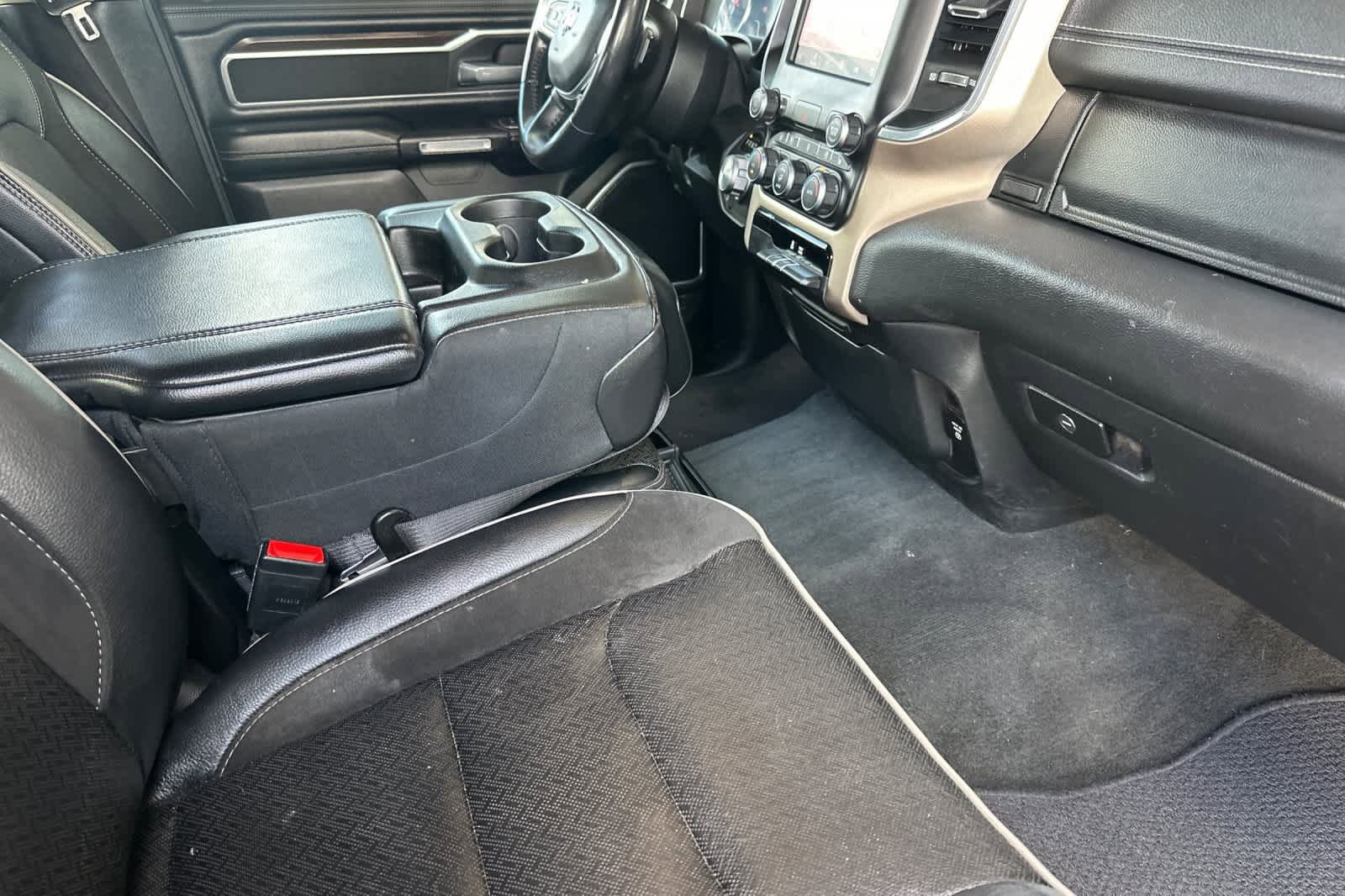 Used 2022 RAM 1500 Laramie AWD/4WD image 15