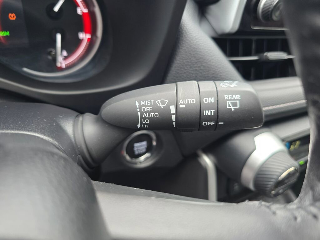 Used 2024 Toyota RAV4 XLE w/ Convenience Package image 27