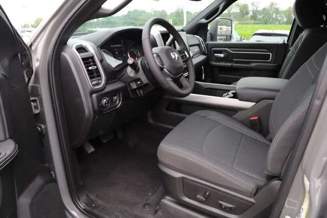 New 2026 RAM 2500 Big Horn AWD/4WD image 11