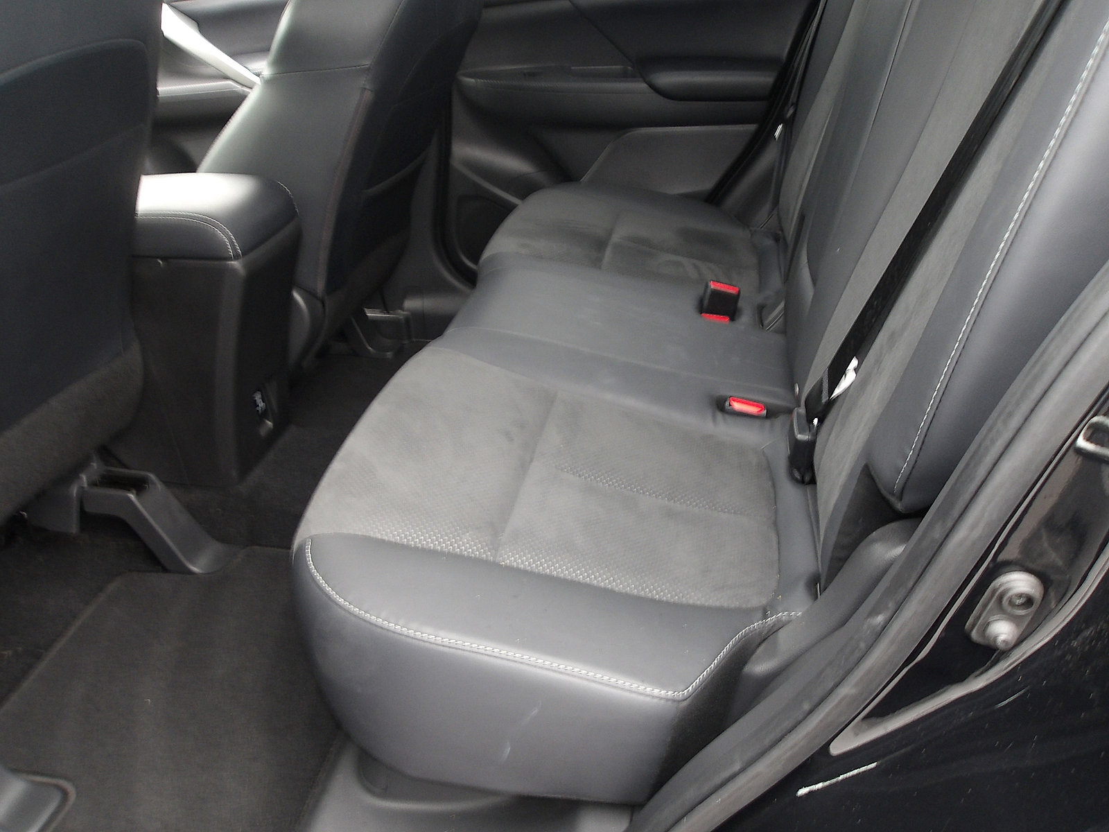 Used 2023 Mitsubishi Eclipse Cross AWD image 10