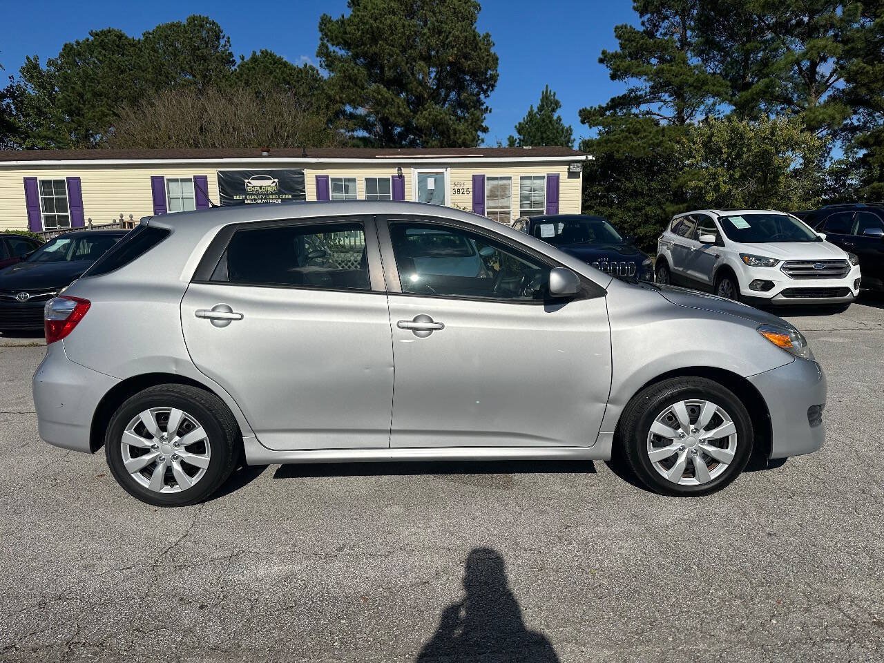Used 2012 Toyota Matrix L w/ Preferred Accessory Pkg FWD image 4