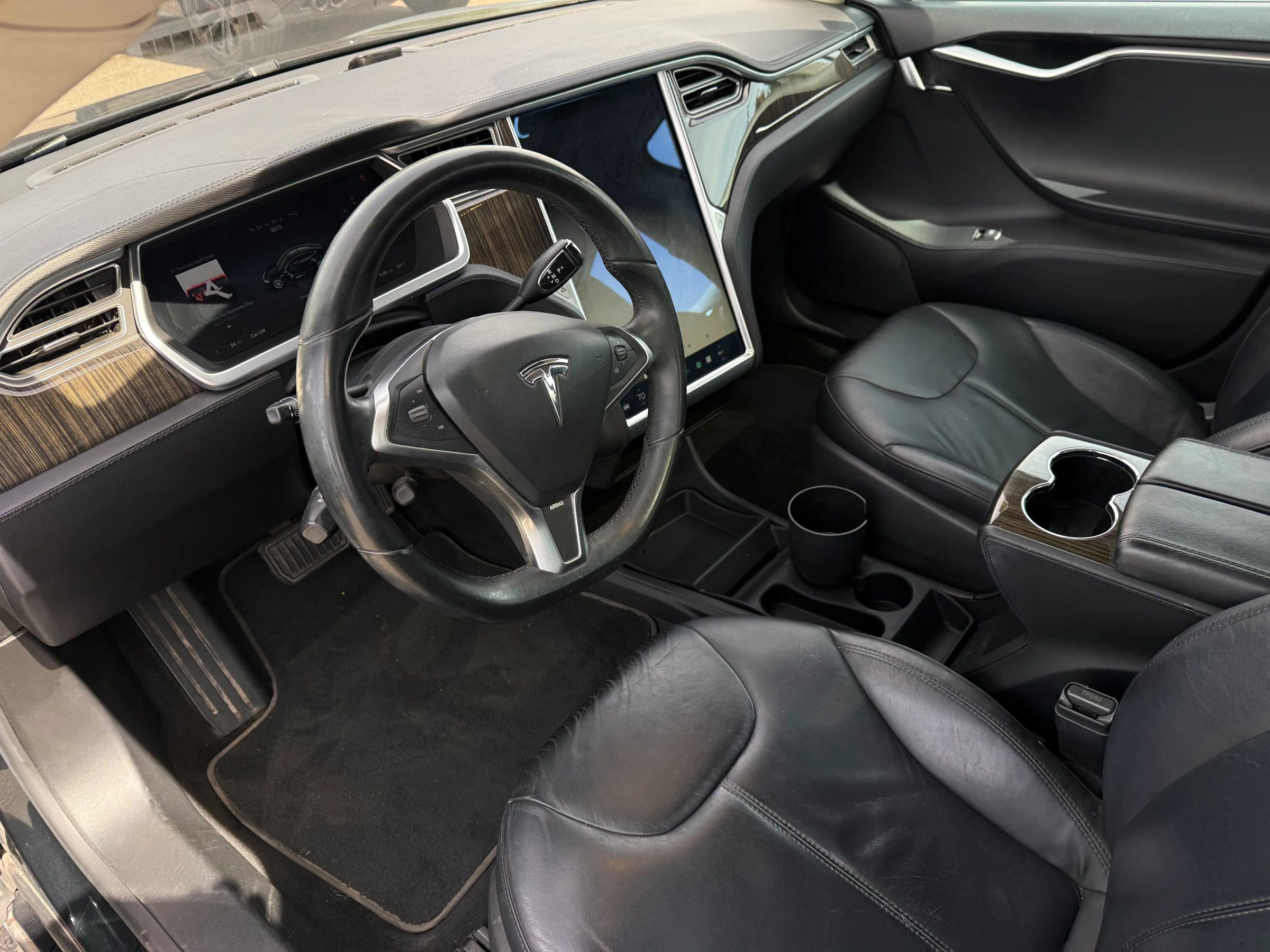 Used 2013 Tesla Model S image 10