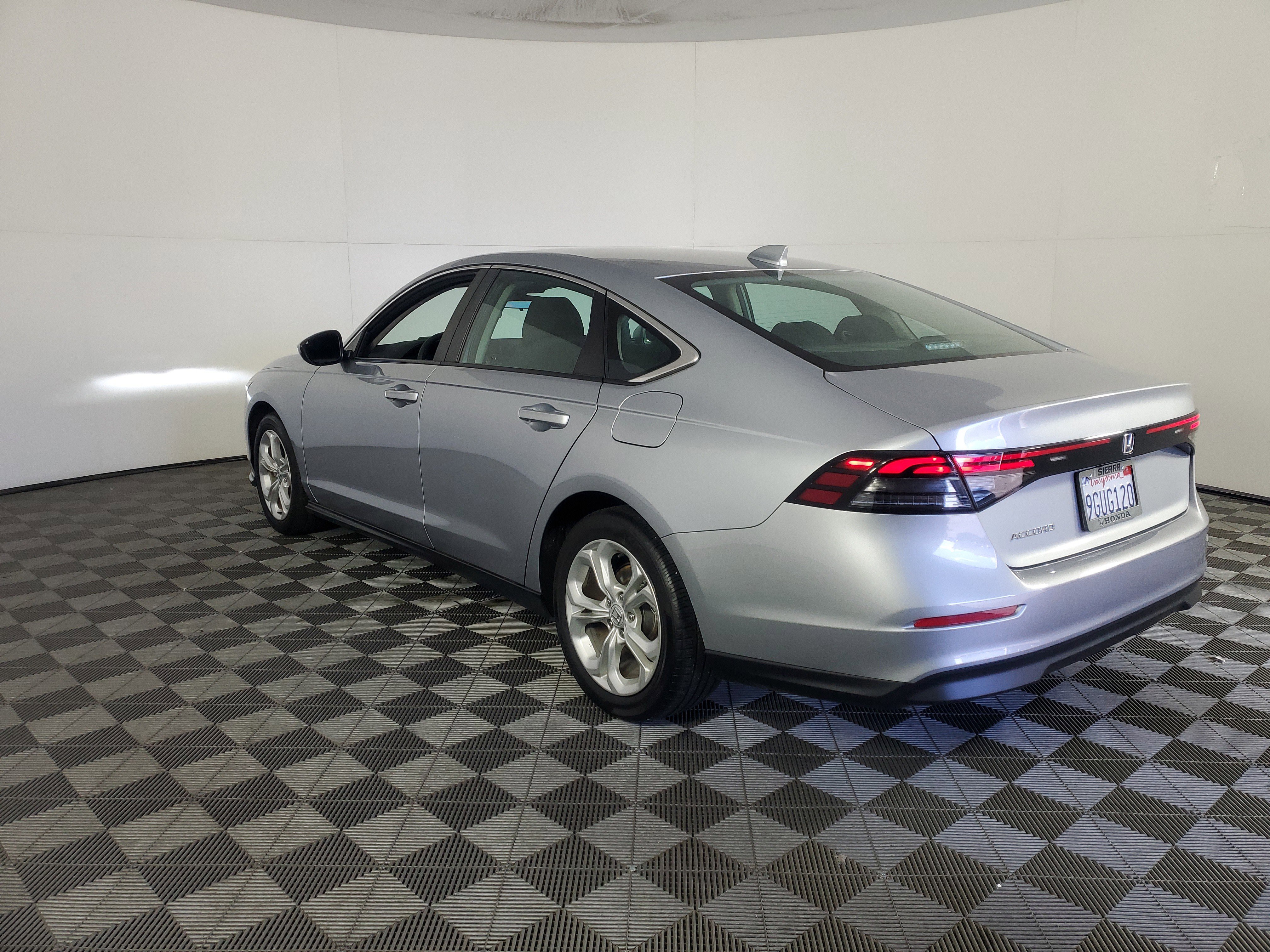 Certified 2023 Honda Accord LX image 6