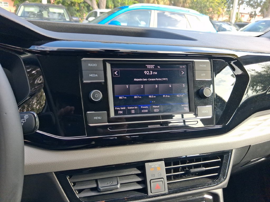 Certified 2023 Volkswagen Taos S FWD image 18