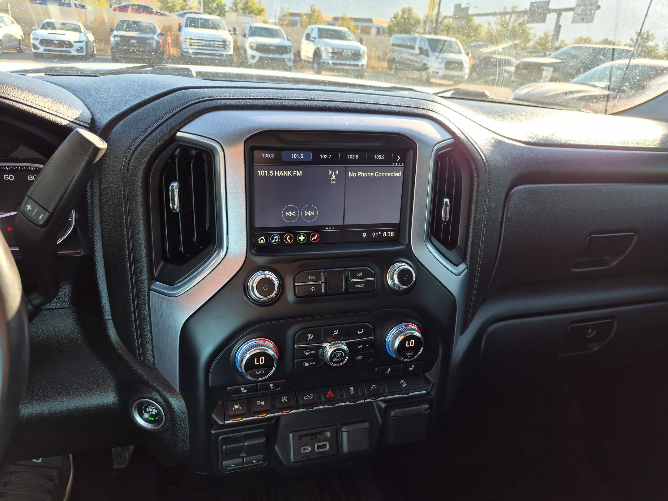 Used 2019 GMC Sierra 1500 SLT w/ Driver Alert Package I AWD/4WD image 26