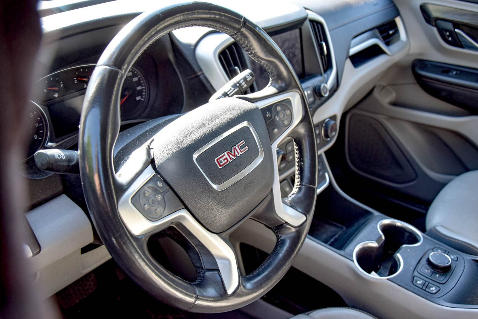 Used 2020 GMC Terrain SLT AWD/4WD image 10