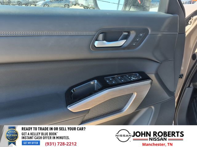 Used 2024 Nissan Pathfinder Platinum FWD image 29
