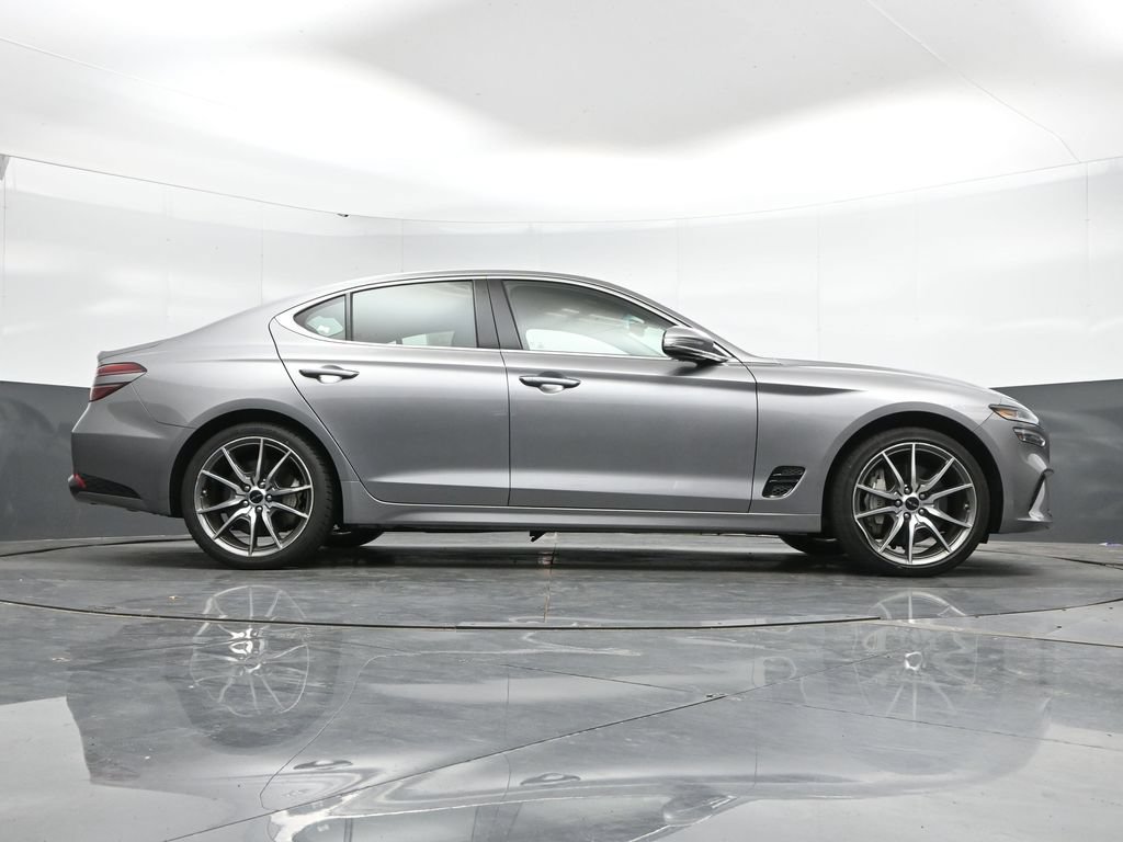 Used 2025 Genesis G70 2.5T AWD/4WD image 43