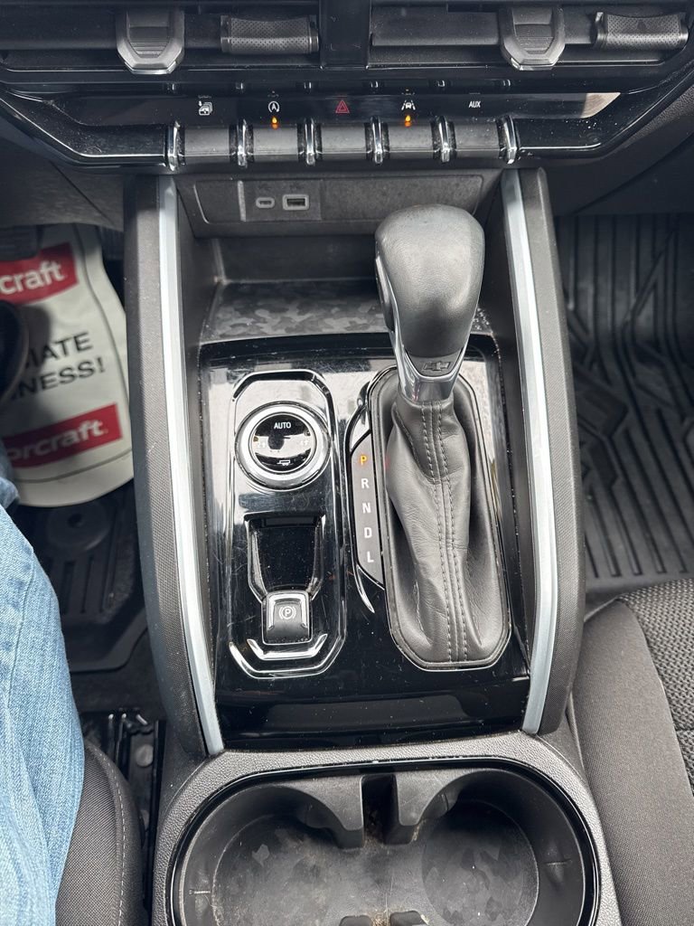 Used 2023 Chevrolet Colorado LT w/ LT Convenience Package image 22