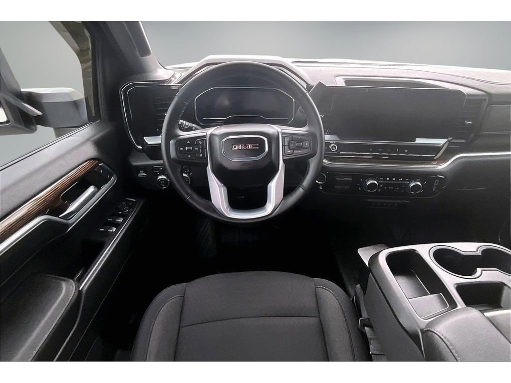 Used 2024 GMC Sierra 2500 SLE w/ SLE Convenience Package image 9