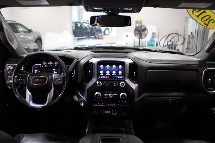 Used 2019 GMC Sierra 1500 SLT image 2