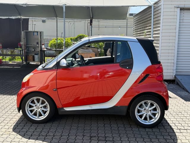 Used 2008 smart fortwo passion RWD image 4