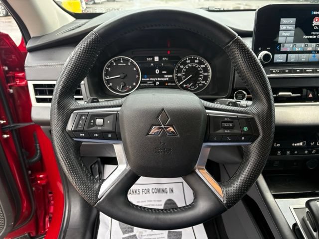 Used 2024 Mitsubishi Outlander SE FWD image 14