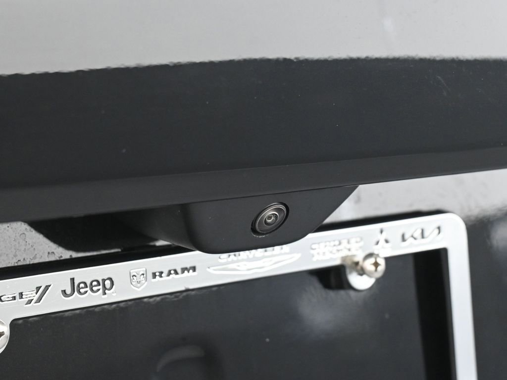 Used 2025 Jeep Grand Cherokee Laredo image 34