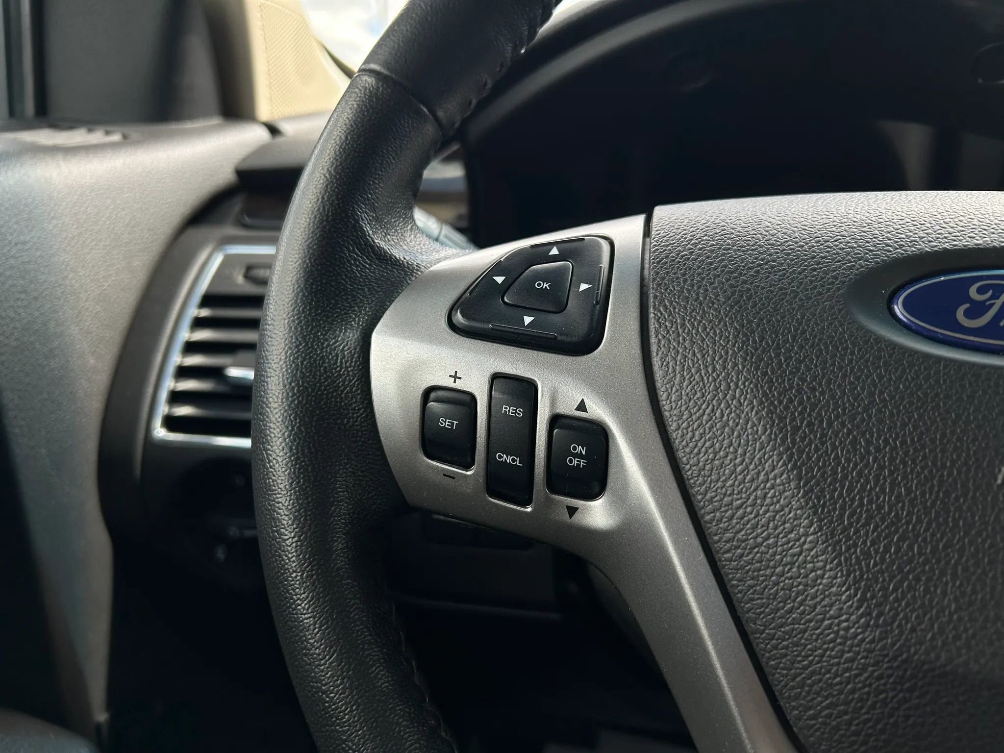 Used 2019 Ford Flex Limited AWD/4WD image 11