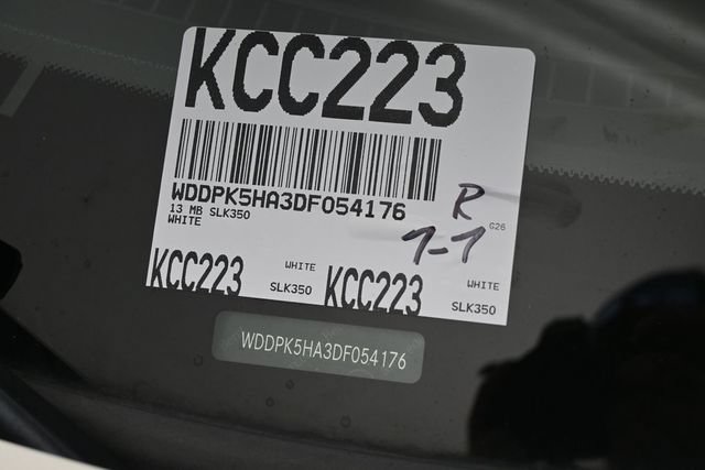 Used 2013 Mercedes-Benz SLK 350 image 39