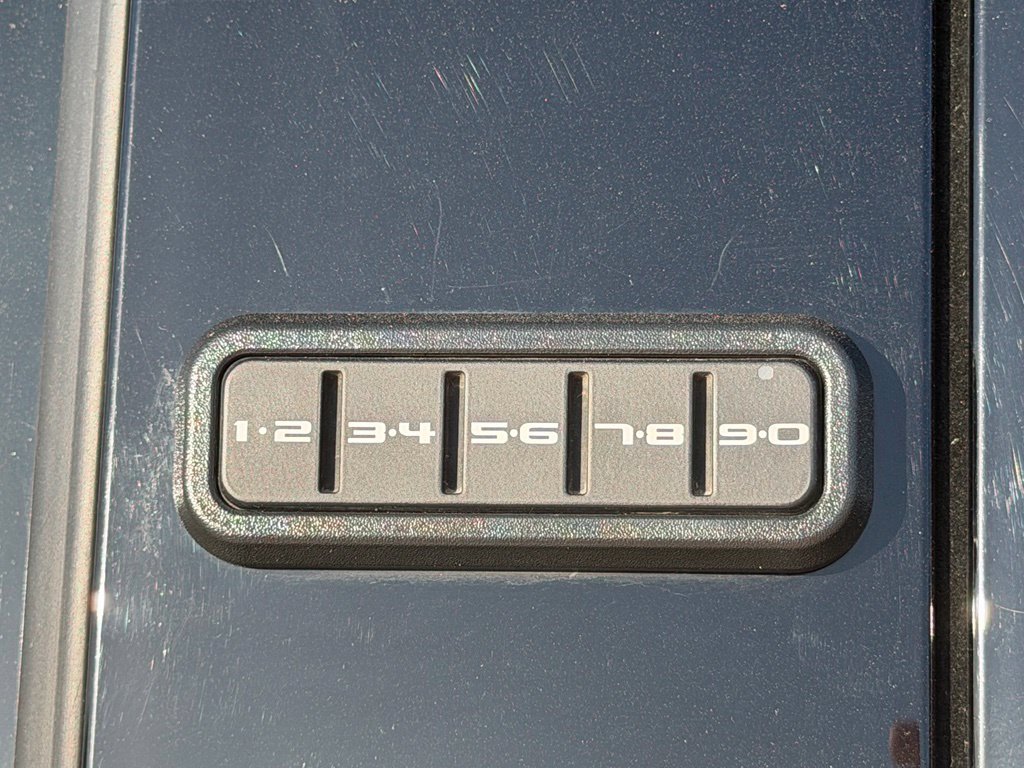Used 2025 Ford F150 Raptor AWD/4WD image 13