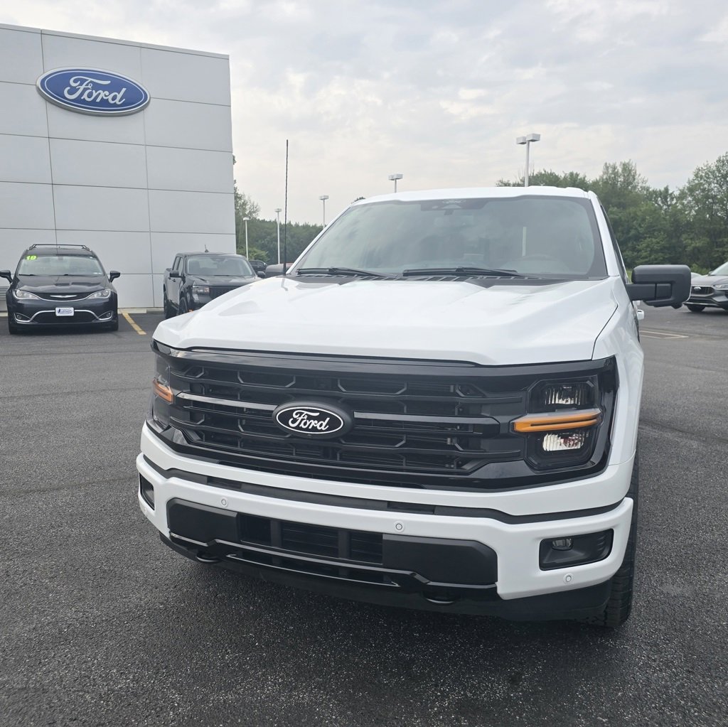 New 2025 Ford F150 XLT image 3