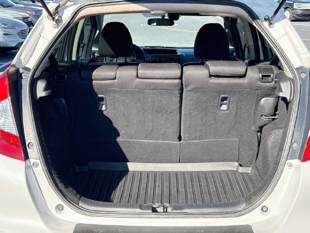 Used 2020 Honda Fit EX image 31