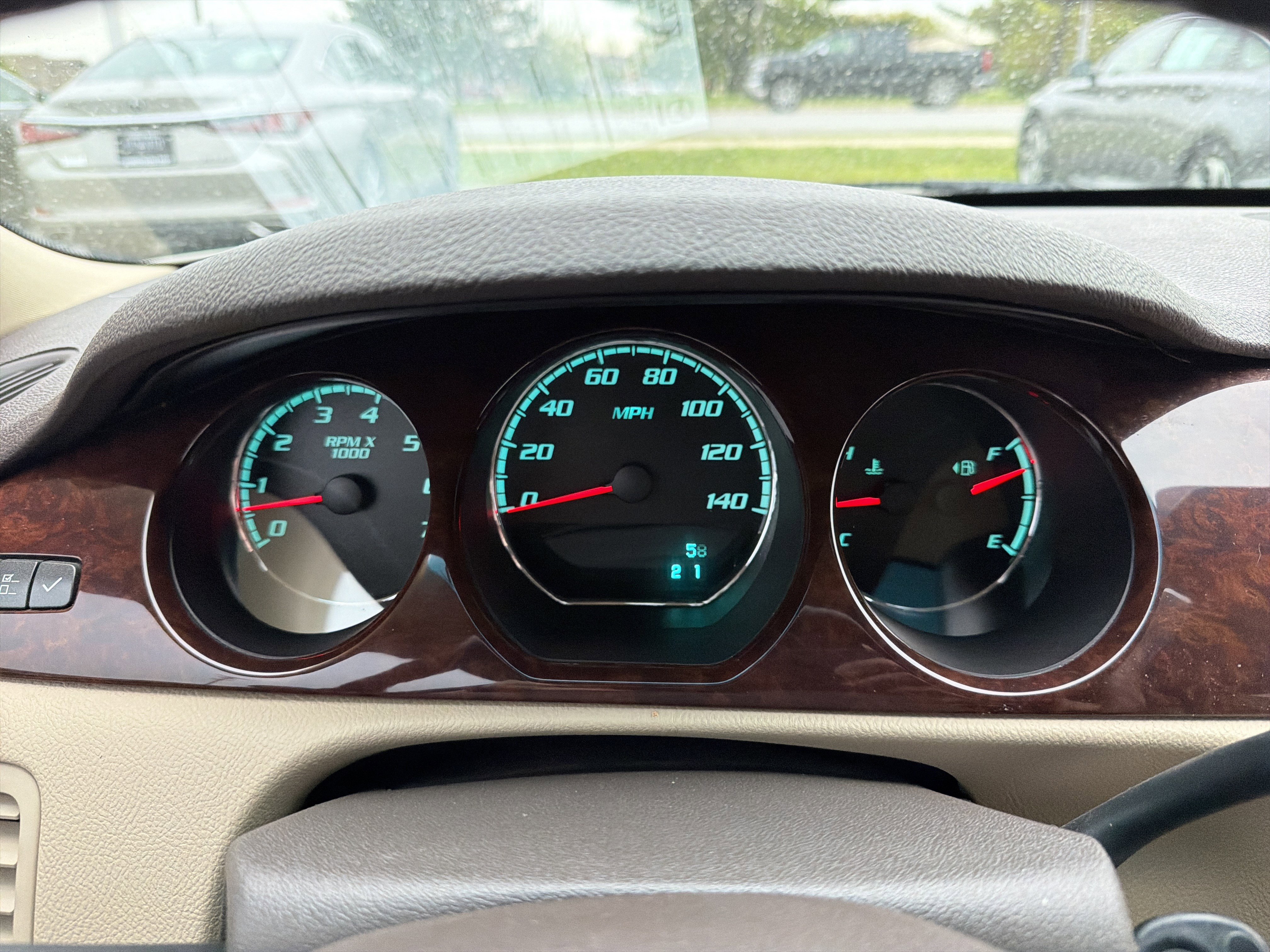 Used 2011 Buick Lucerne CXL FWD image 19