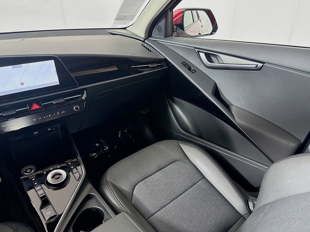 New 2026 Kia Niro Wave FWD image 29