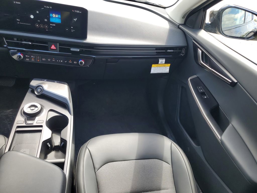 New 2025 Kia EV6 Light w/ Light LR Technology Package image 25