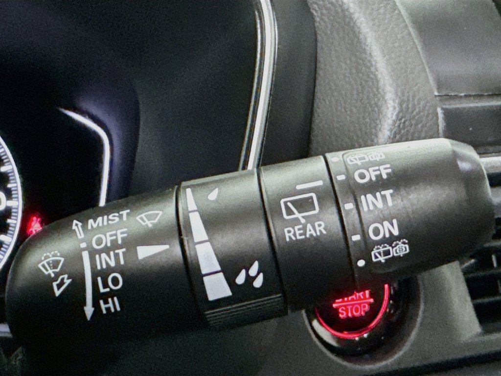 Used 2024 Honda Pilot Touring image 16