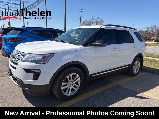 Used 2018 Ford Explorer XLT w/ Equipment Group 202A AWD/4WD image 2