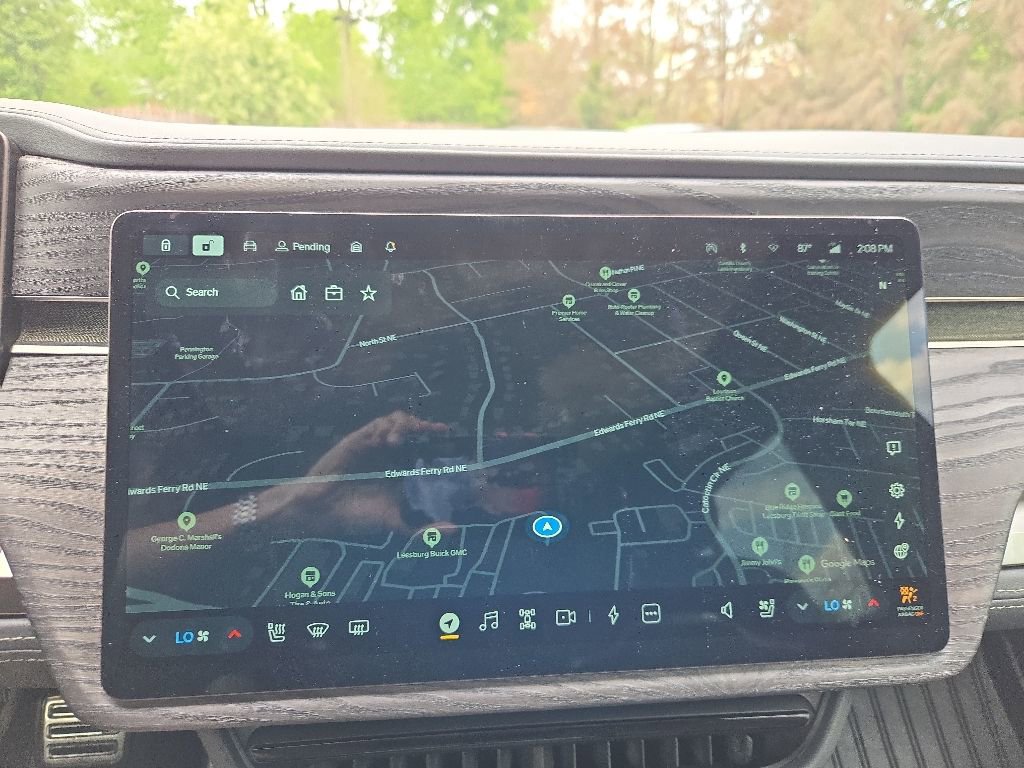 Used 2022 Rivian R1S Launch Edition AWD/4WD image 25