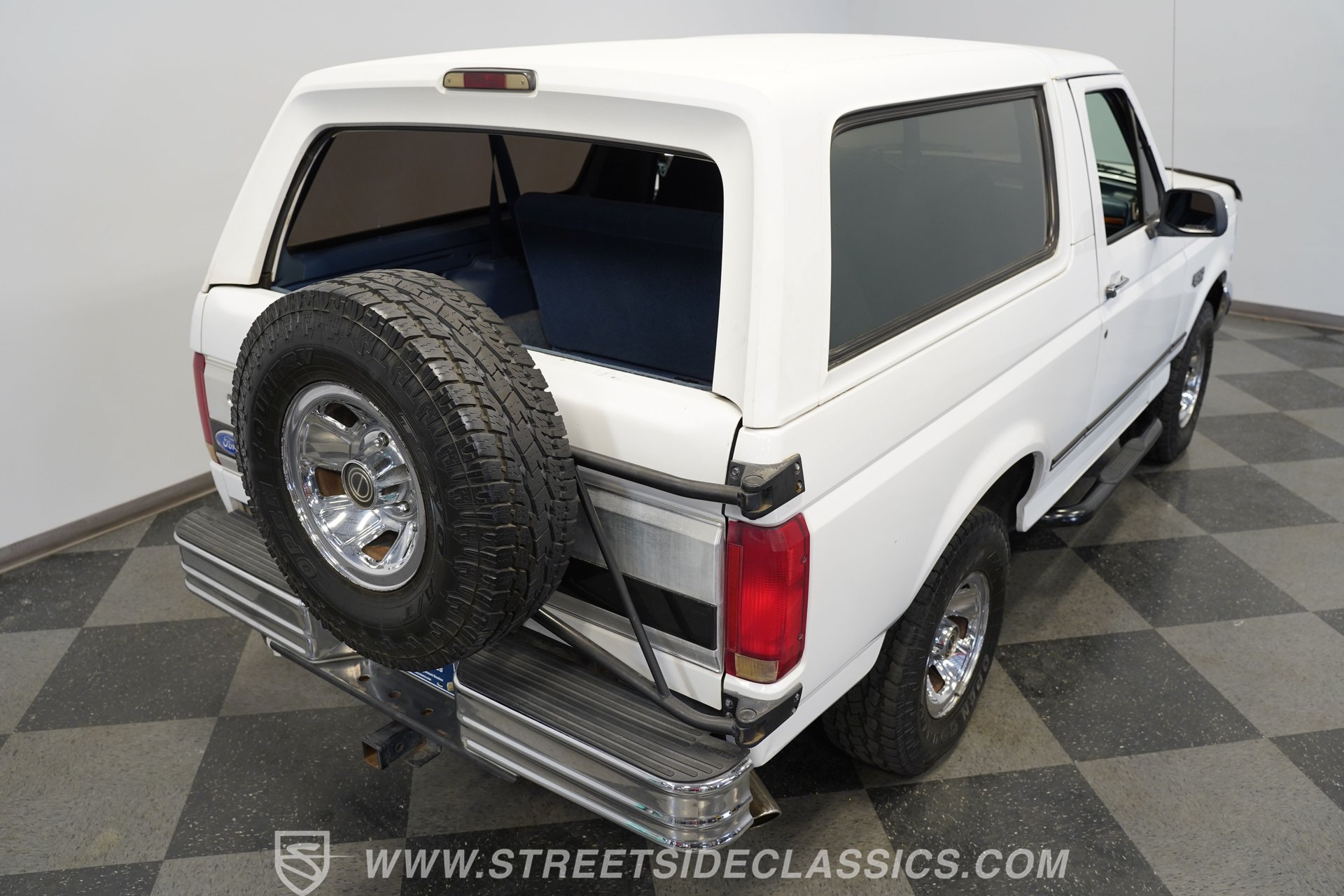 Used 1996 Ford Bronco XLT AWD/4WD image 29