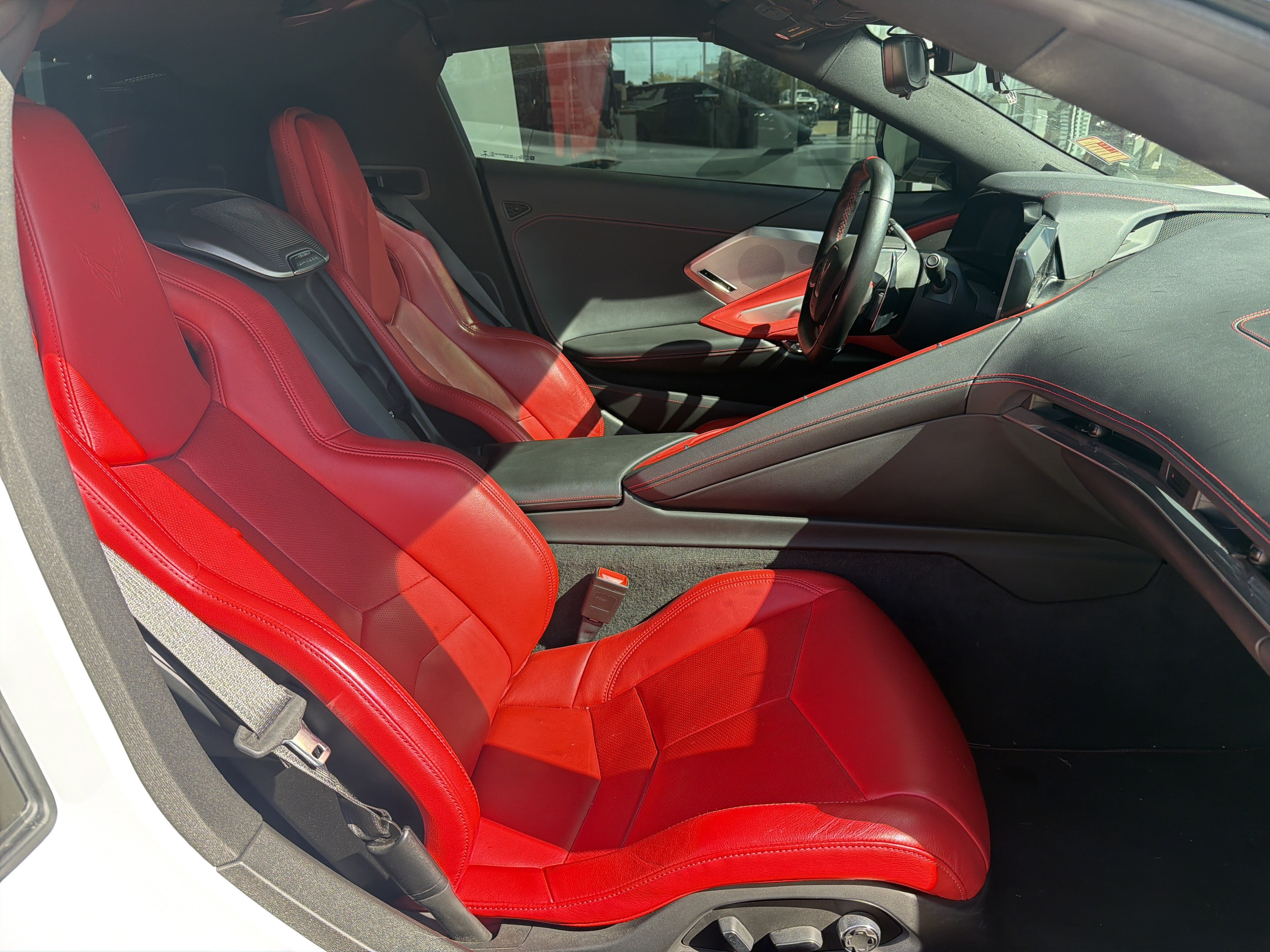 Used 2020 Chevrolet Corvette Stingray Preferred Cpe w/ 2LT Preferred Equipment Group RWD image 18