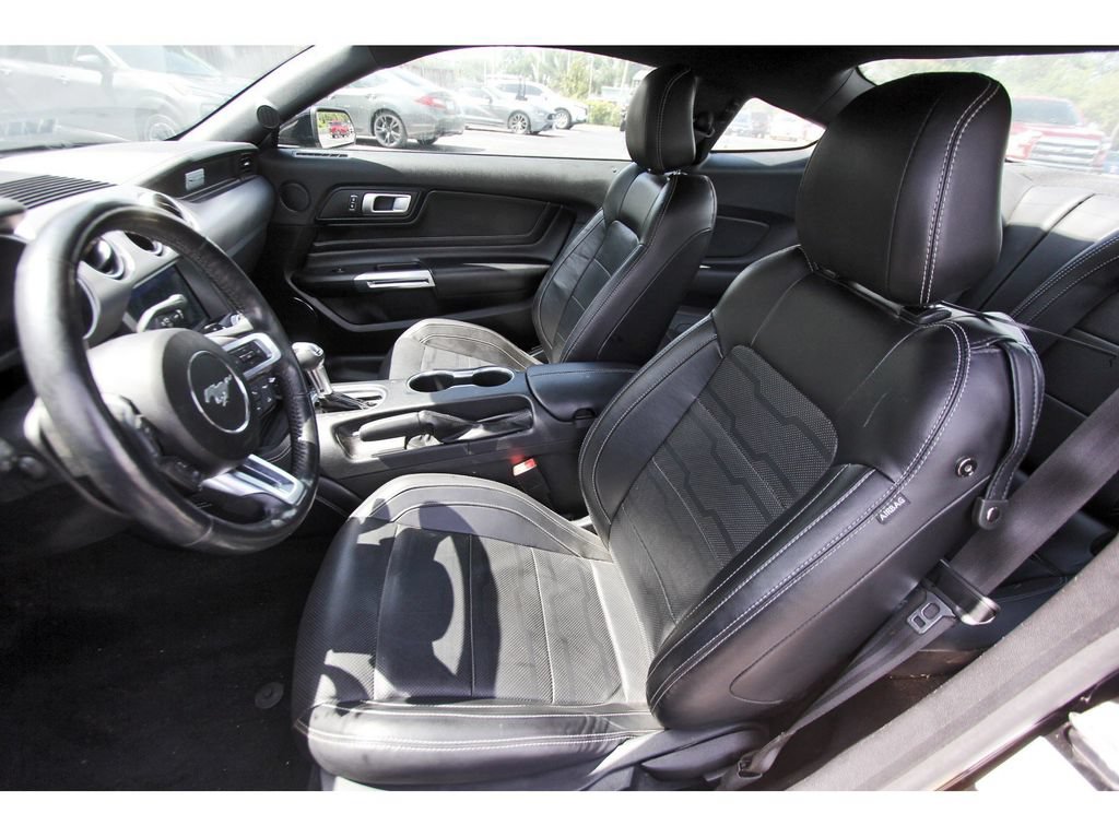 Used 2022 Ford Mustang GT Premium w/ Equipment Group 401A RWD image 10