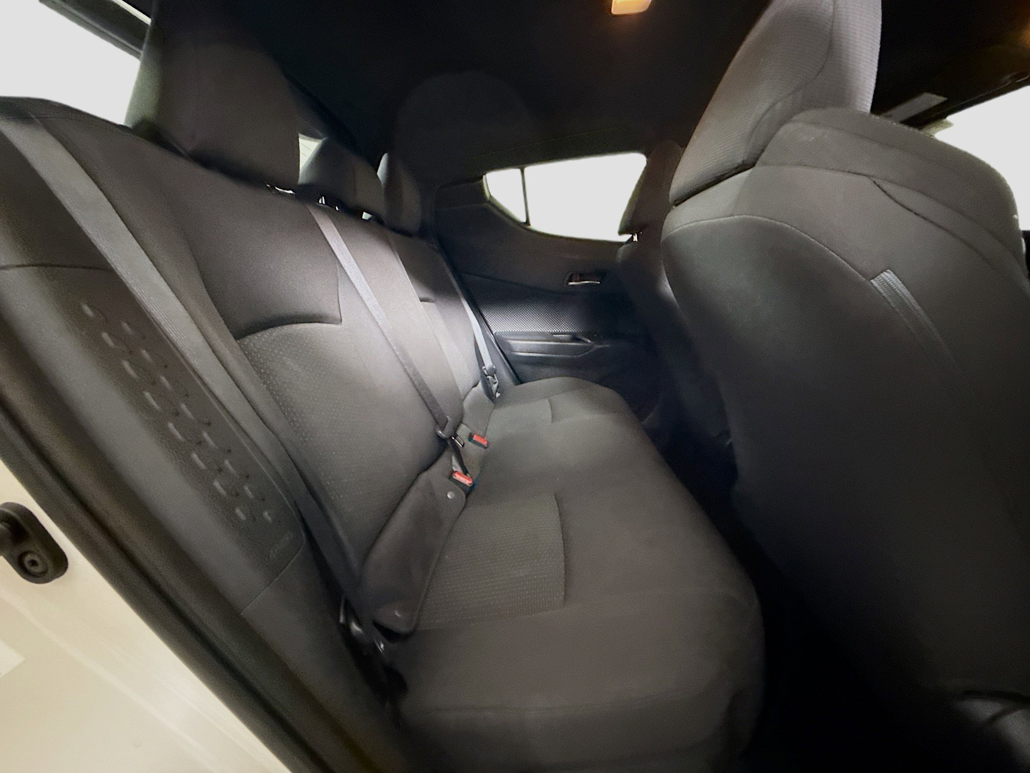 Used 2019 Toyota C-HR LE FWD image 26