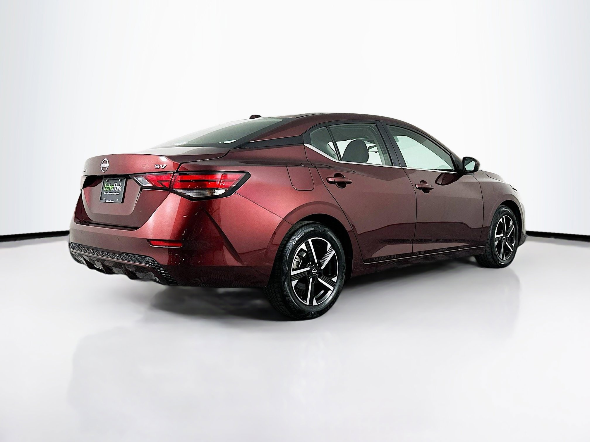 Used 2024 Nissan Sentra SV FWD image 9