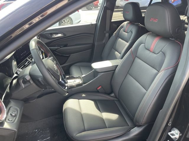 New 2026 Chevrolet Trax RS w/ Sunroof Package FWD image 11