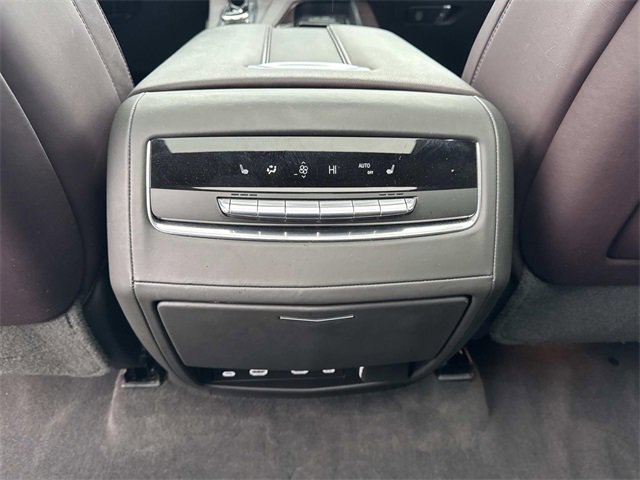 Used 2023 Cadillac Escalade Sport Platinum w/ LPO, ONYX Package image 16