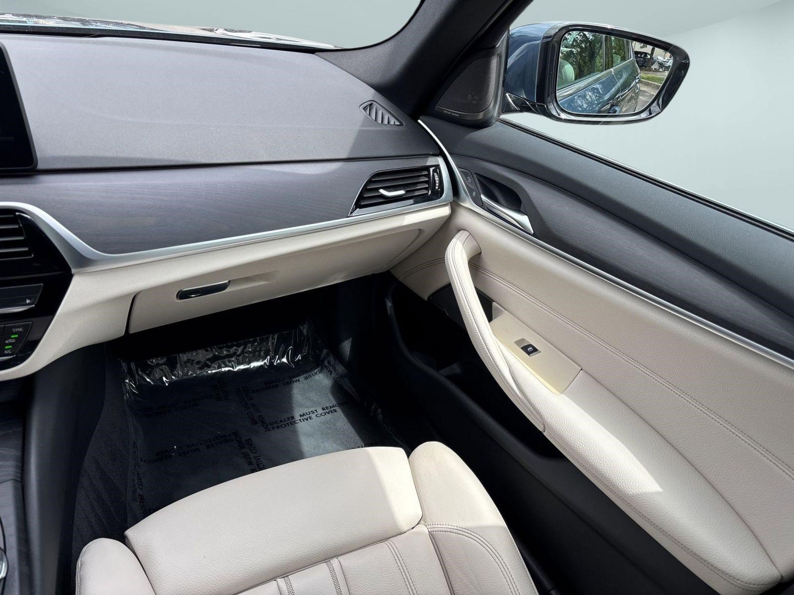 Used 2023 BMW 530i xDrive w/ Premium Package AWD/4WD image 29