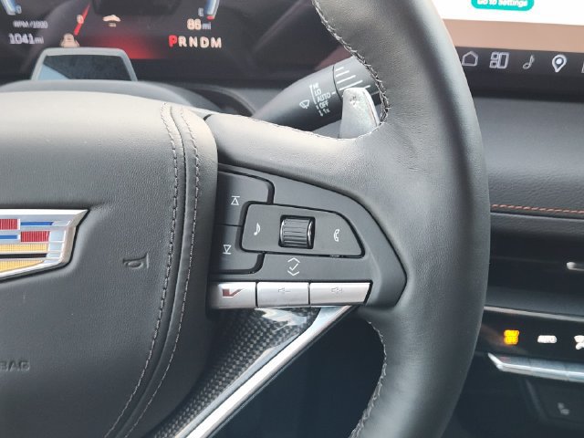 Used 2026 Cadillac CT5 V w/ Technology Package RWD image 33