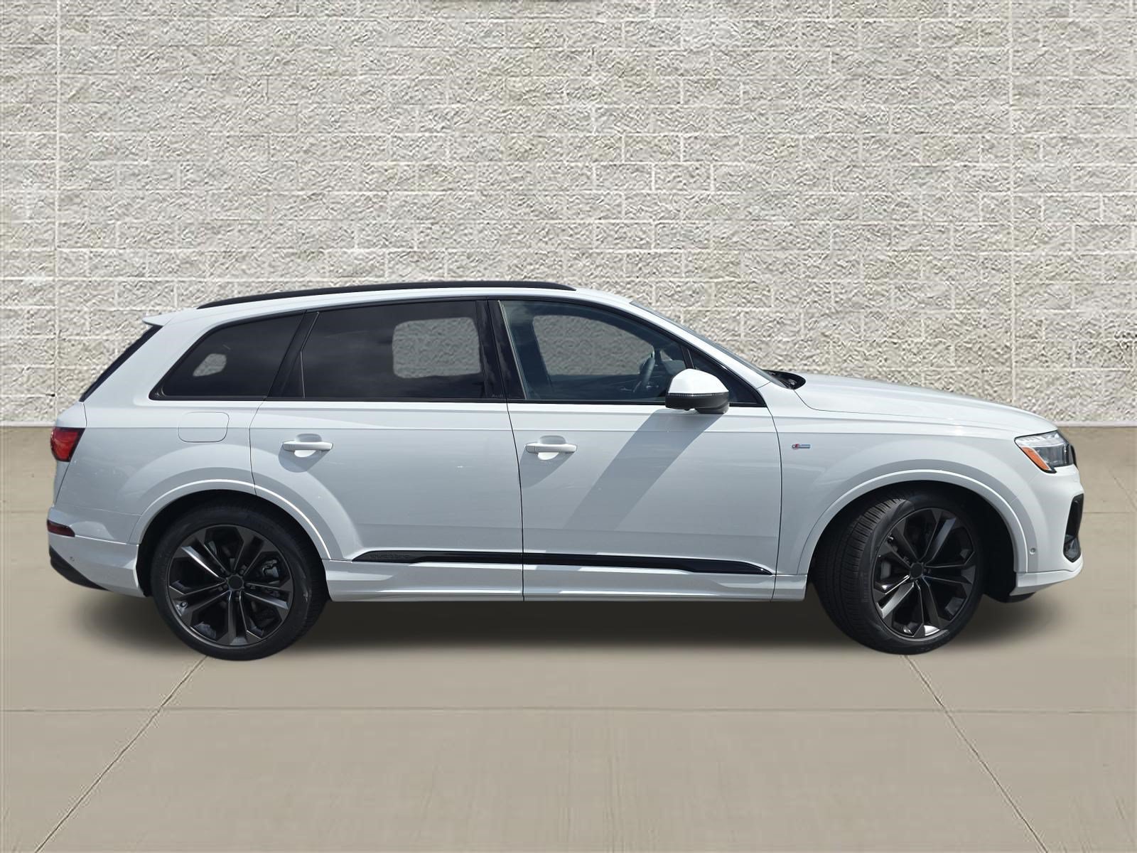 New 2026 Audi Q7 Premium Plus AWD/4WD image 8