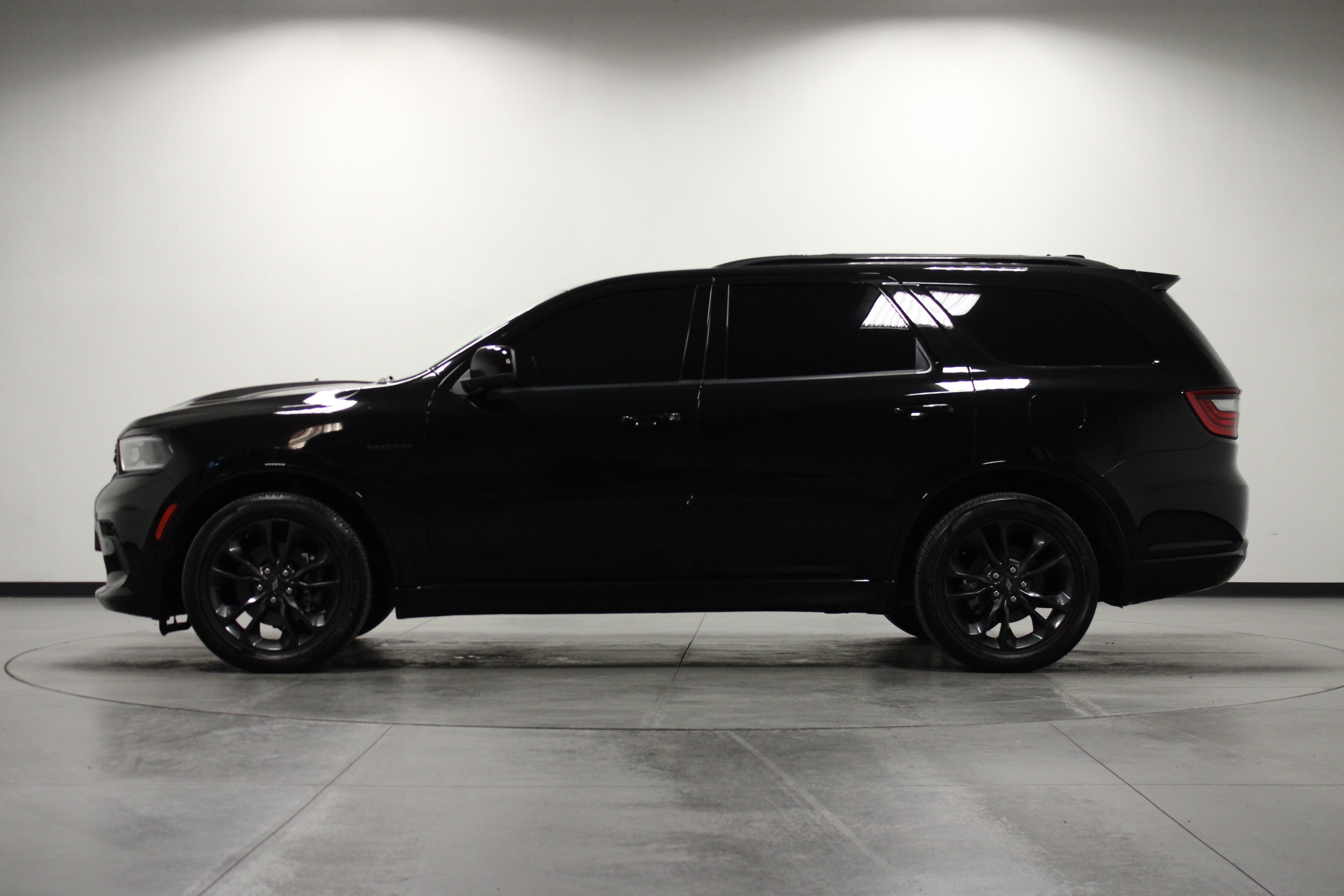 Used 2023 Dodge Durango R/T w/ Blacktop Package AWD/4WD image 7