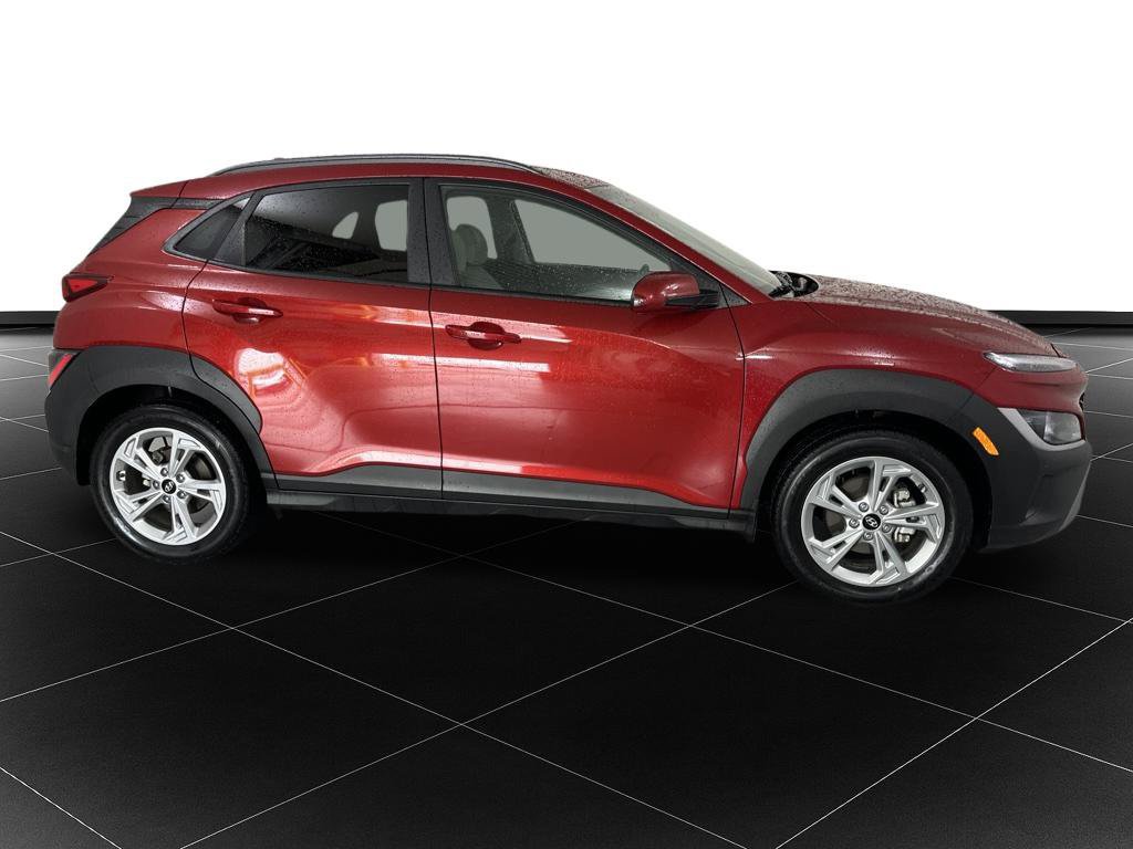 Used 2022 Hyundai Kona SEL w/ Cargo Package FWD image 6